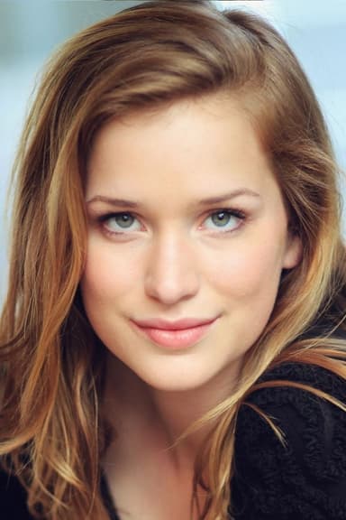 Elizabeth Lail